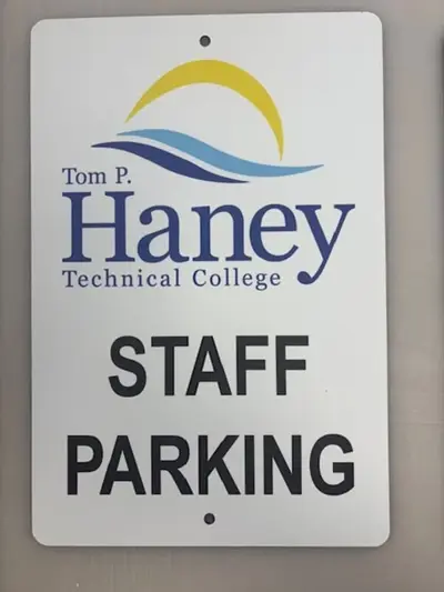 Exterior Signs Photo